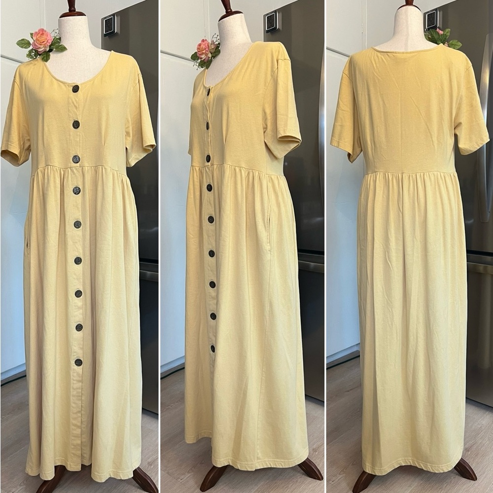 VTG 100% Cotton Light Yellow Buttoned Down Modest Short Sleeve Maxi Dress